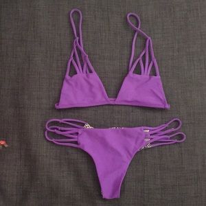 Acacia swimwear santorini top and Maui bottoms